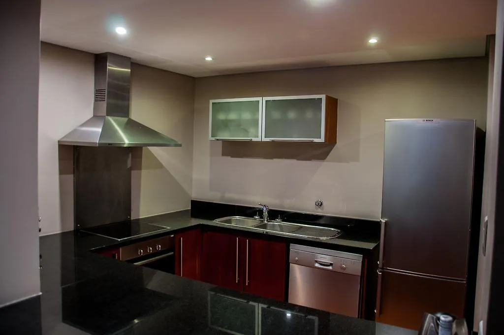 Circa Luxury Apartment Hotel Cape Town Aparthotel